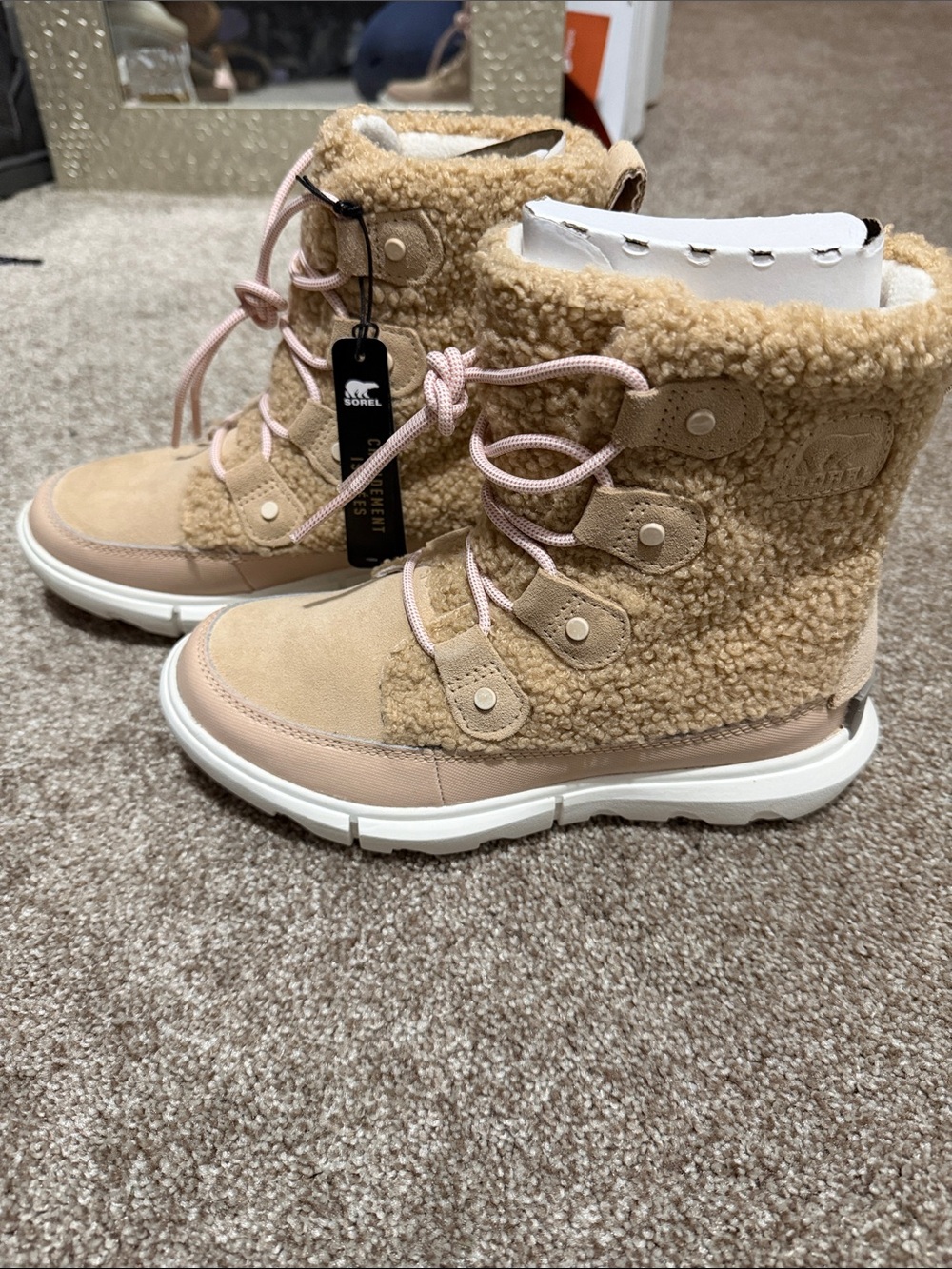 Sorel Explorer ll  Joan Cozy Sherpa Lace-Up Boot - Tan with Pink Laces